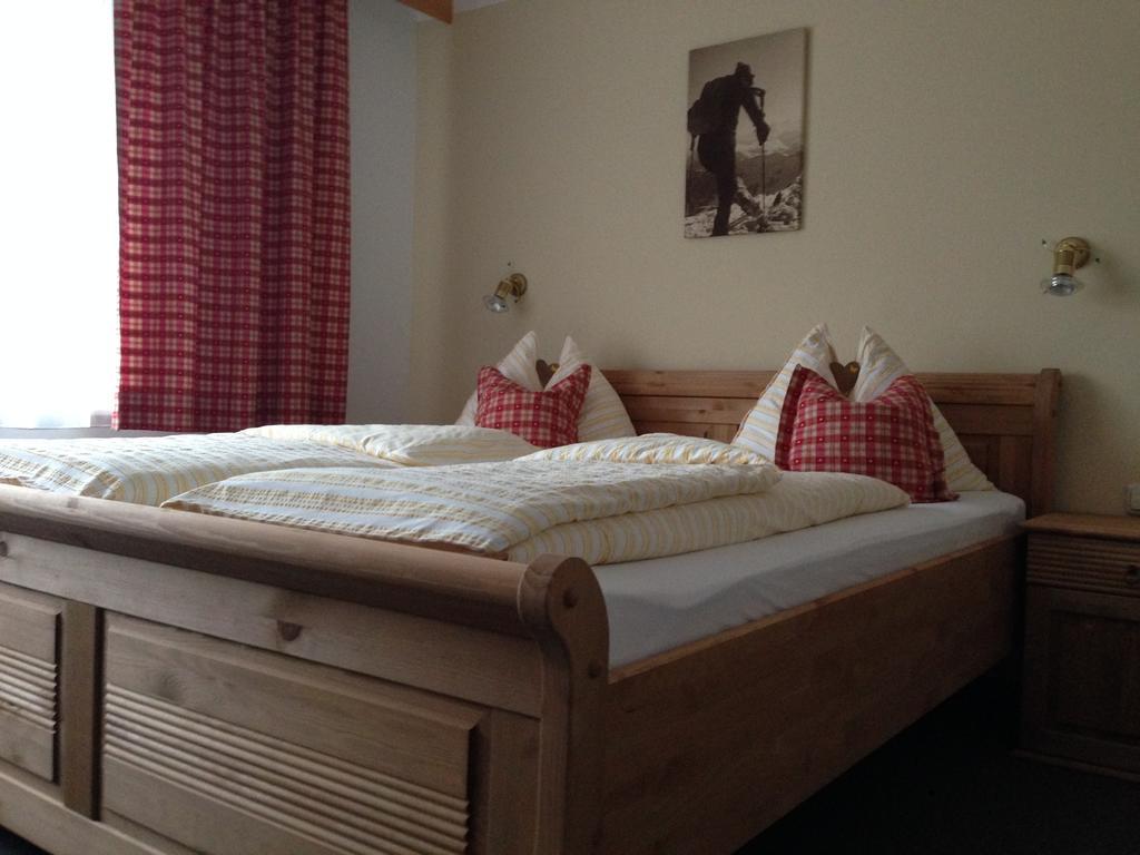 Pension Horfarter Fieberbrunn Kamer foto